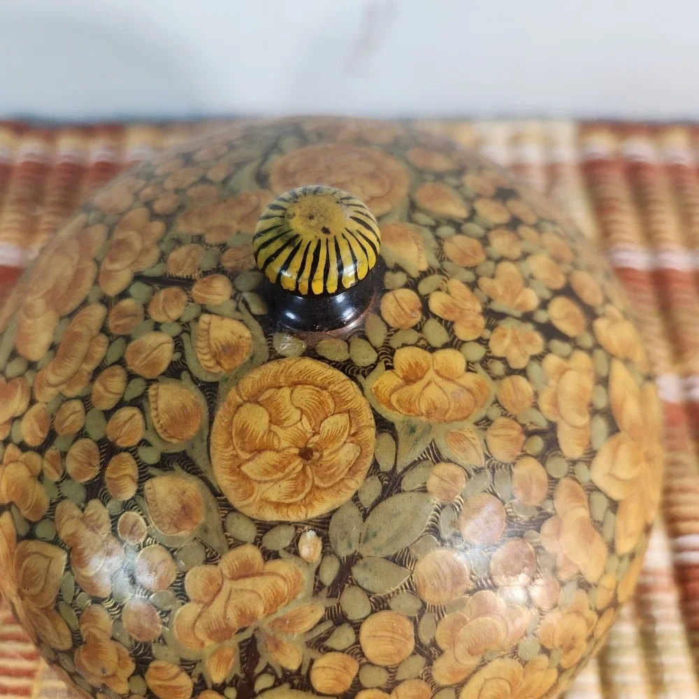 Vintage Hand Painted Floral Lidded Wooden Trinket Box Bowl Black Gold Tole Folk